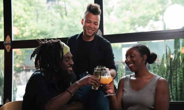 Bier drinken met vrienden